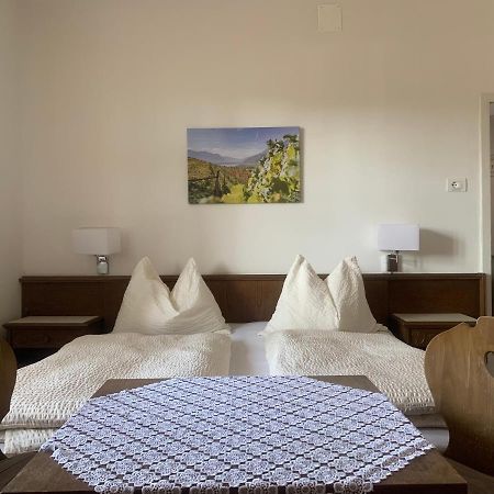 Bed and Breakfast Garni Guflhof Caldaro sulla Strada del Vino Exterior foto